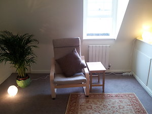 Therapy room - Stephanie White, Psychotherapy and Cognitive Behavioural Therapy in Bristol and Bath